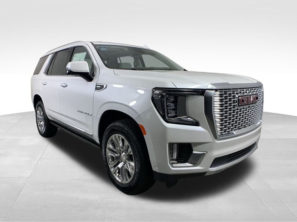 2024 GMC Yukon Denali 8