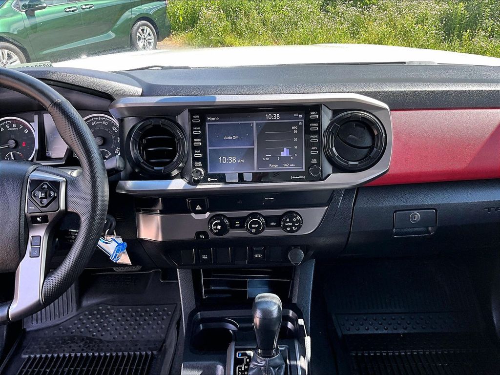 2023 Toyota Tacoma — photo 18