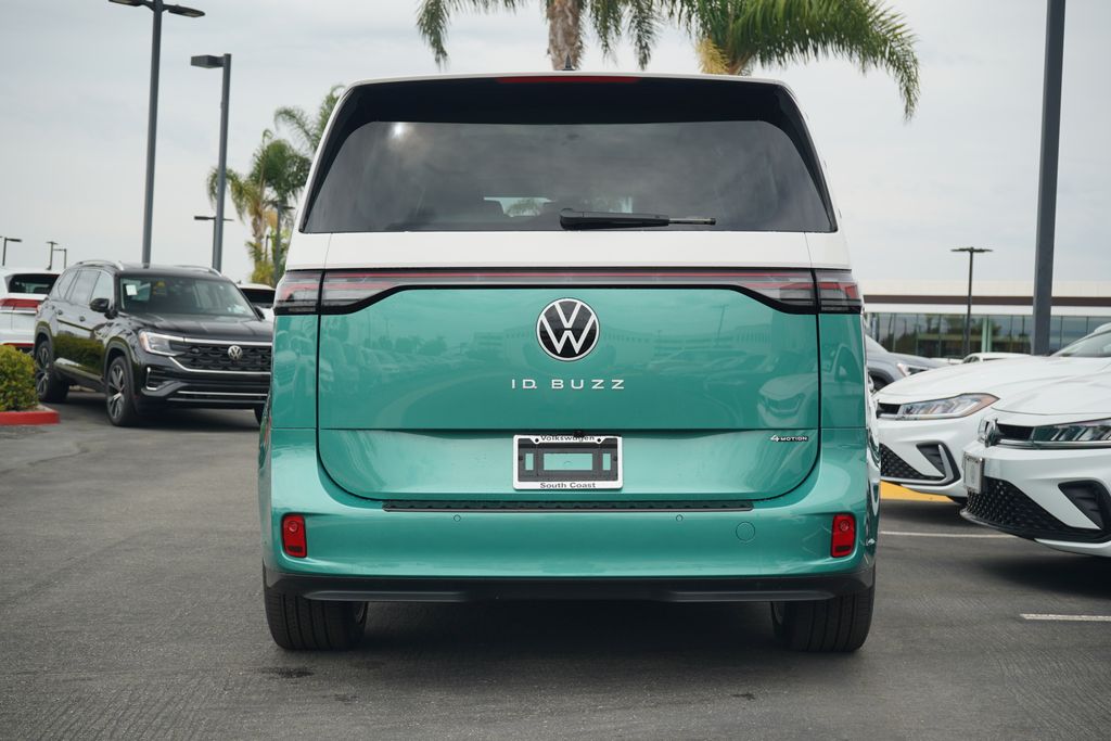 Thumbnail: 2025 Volkswagen ID.Buzz - 4
