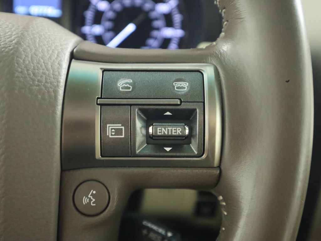 2017 Lexus GX 460 12