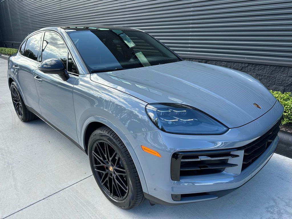 Thumbnail: 2025 Porsche  - 11
