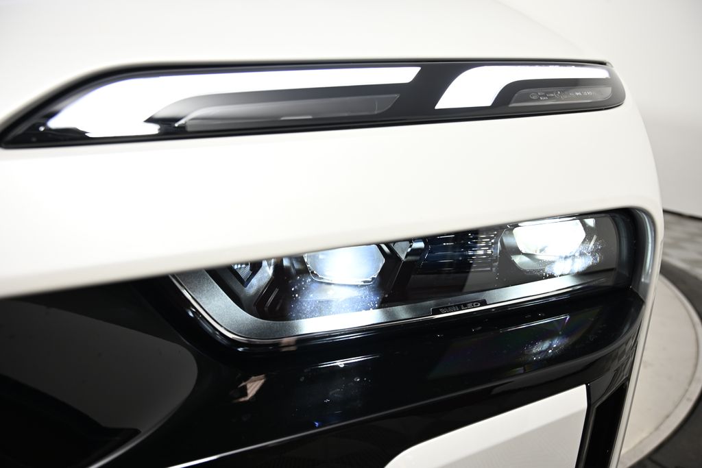 Thumbnail: 2026 BMW 7 Series - 9