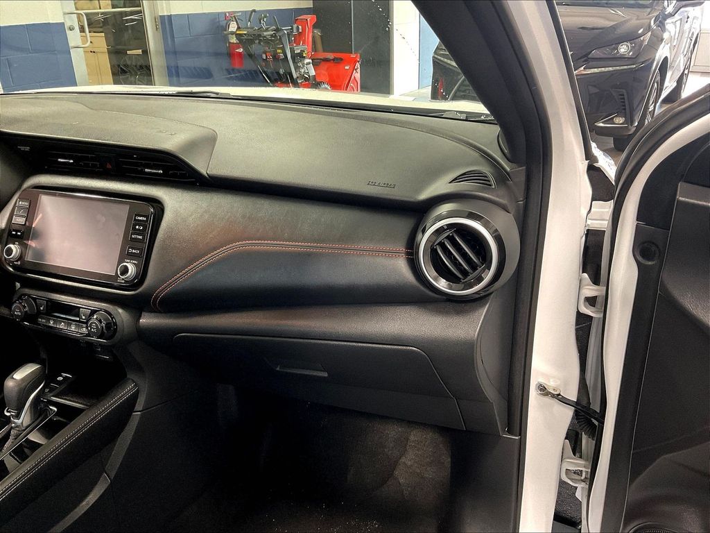 2023 Nissan Kicks — photo 13