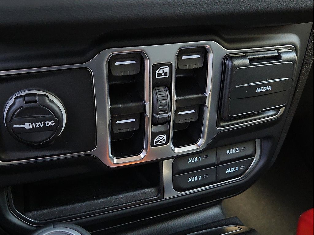 New 2026 Jeep Wrangler For Sale in Farmington, AR