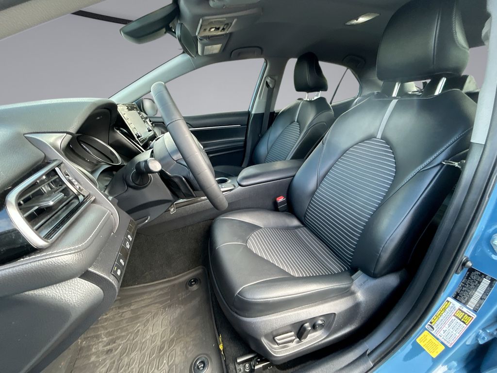 Thumbnail: 2023 Toyota Camry - 24