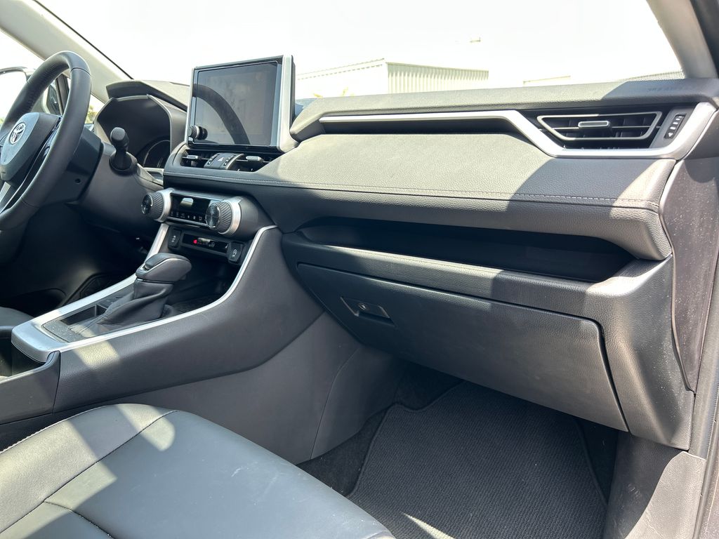 2025 Toyota RAV4 XLE Premium FWD SUV