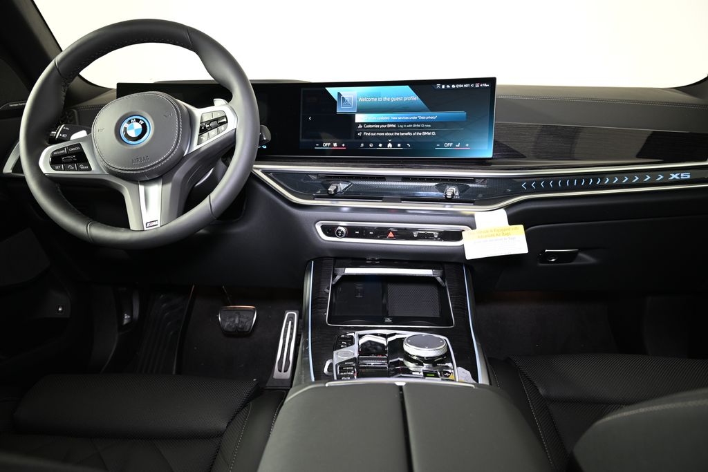 2025 BMW X5 xDrive50e 16