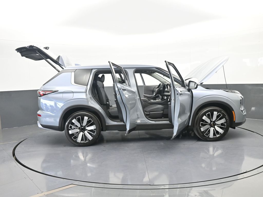 New 2026 Gray Mitsubishi SE image 83