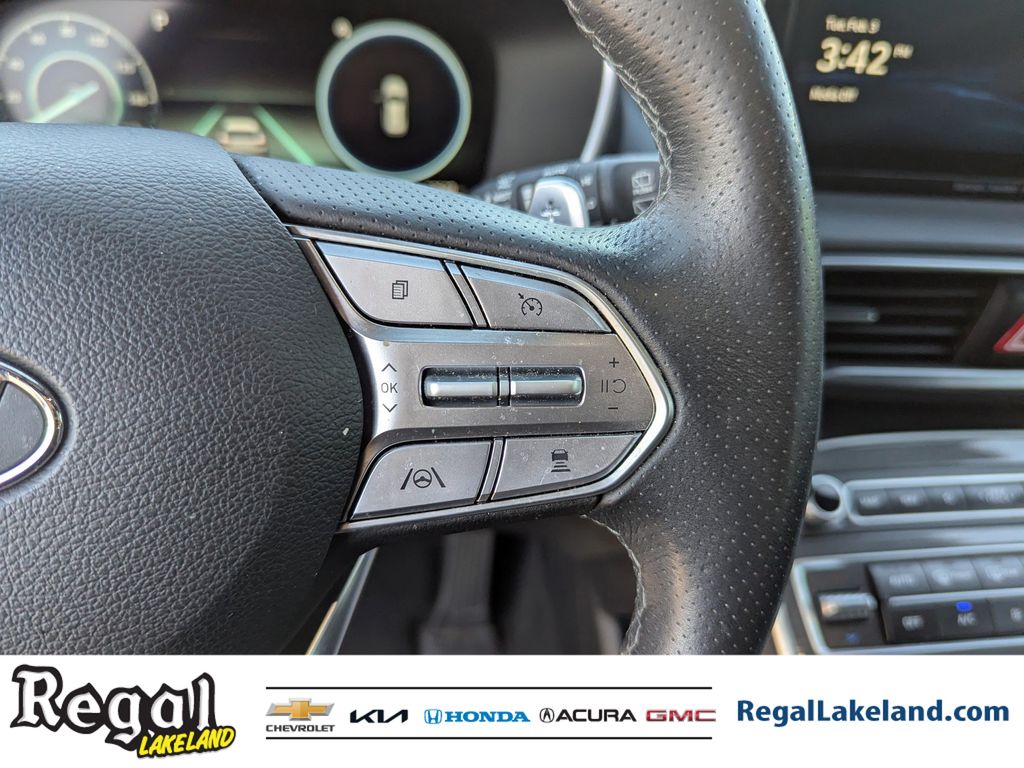 used 2023 Hyundai Santa Fe car, priced at $28,492