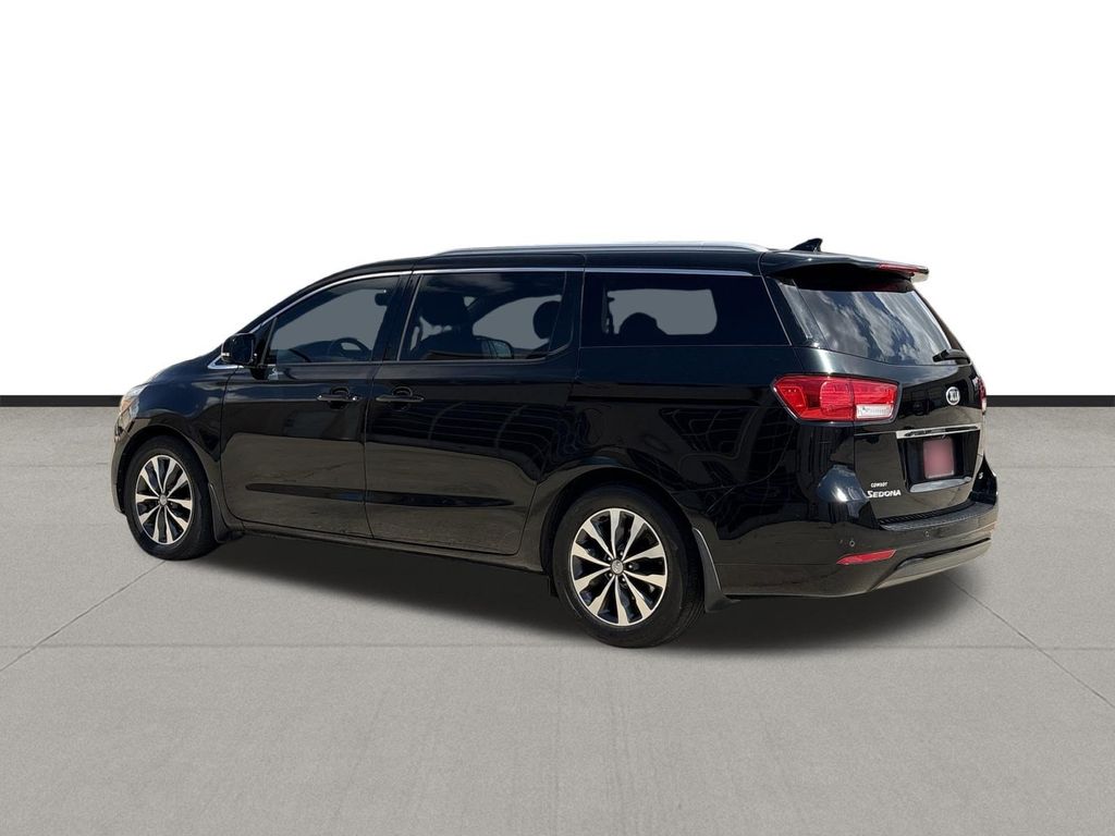 2018 Kia Sedona SX - 6