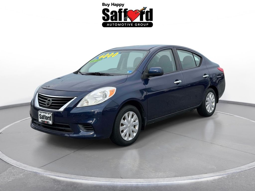 2014 Nissan Versa 1.6 SV