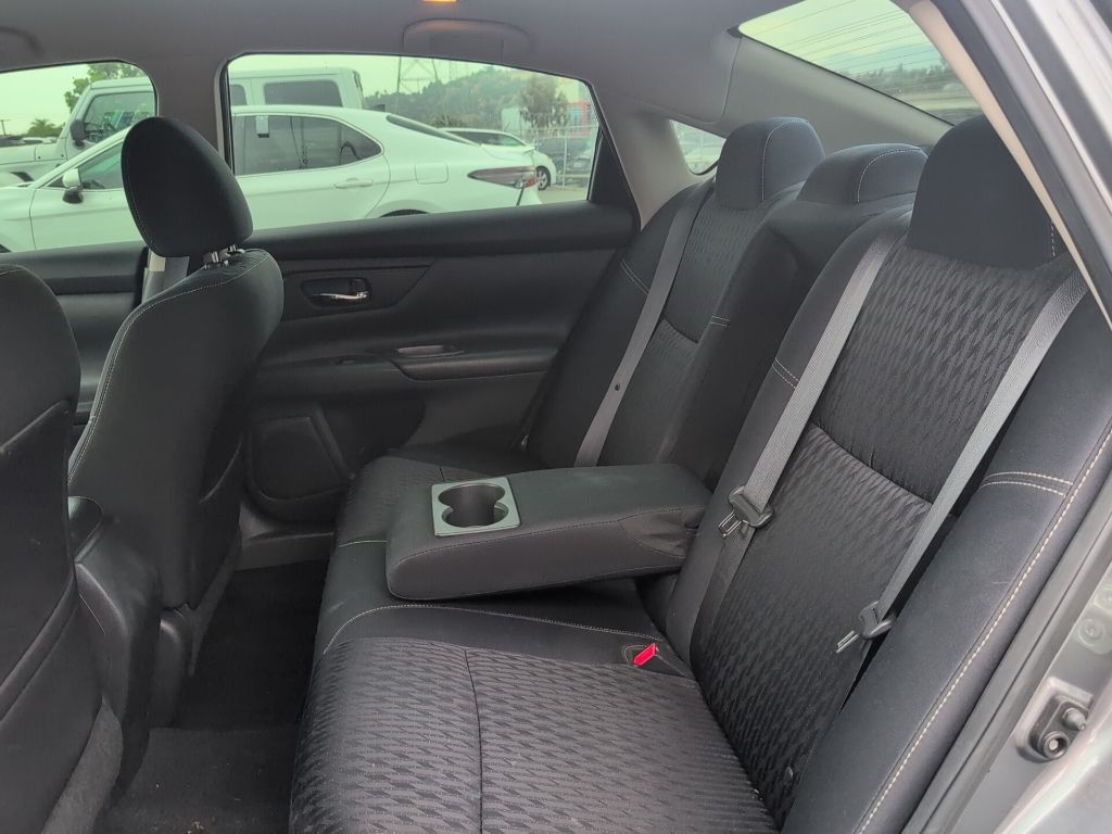 Used 2018 Nissan Altima Sedan