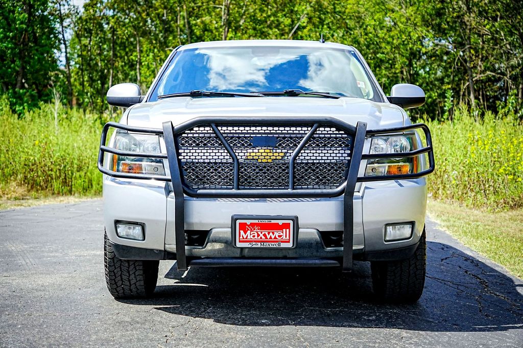 Used Car 2014 Chevrolet Tahoe  Lt For Sale Under $15,000 In Taylor, Texas