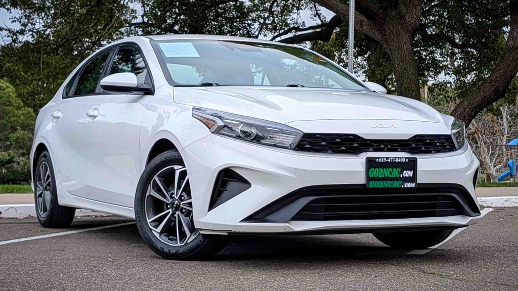 Used 2024 Kia Forte LXS 4D Sedan