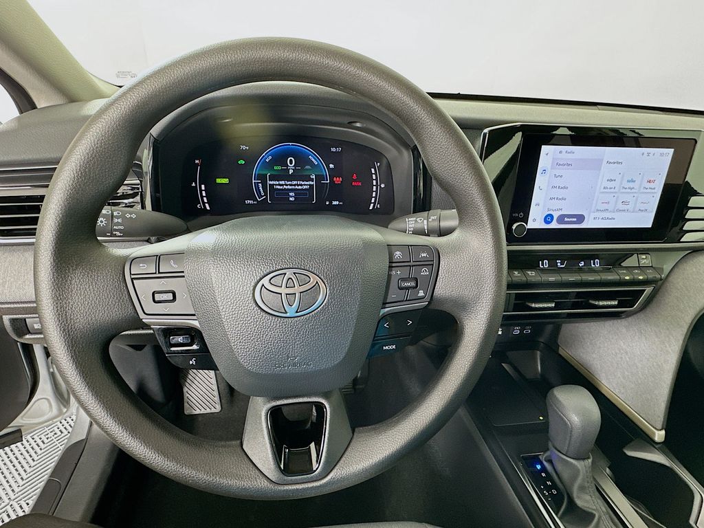 Thumbnail: 2025 Toyota Camry - 11