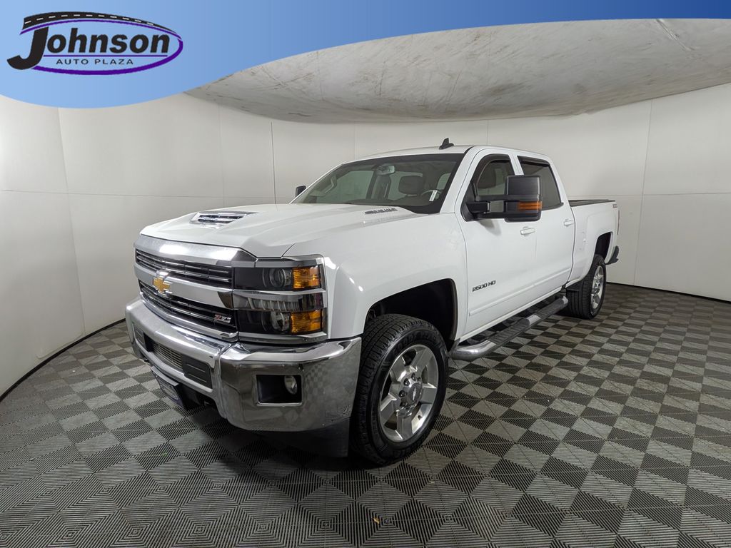2017 Chevrolet Silverado 2500HD LT Crew Cab 4WD