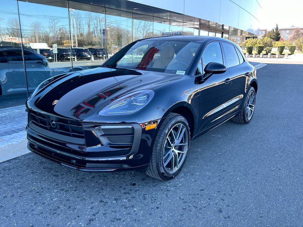 2024 Porsche Macan  -
                West Long Branch, NJ