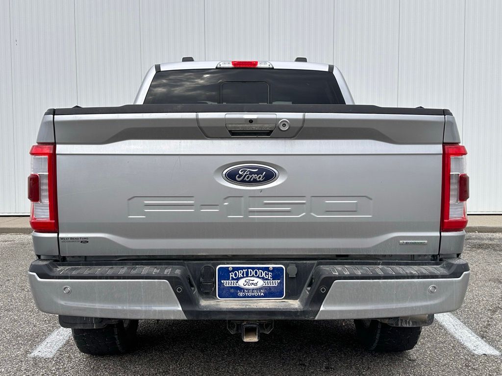View vehicle photo 4