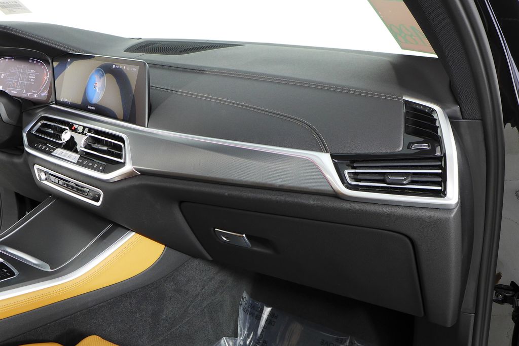 Thumbnail: 2023 BMW X5 - 14