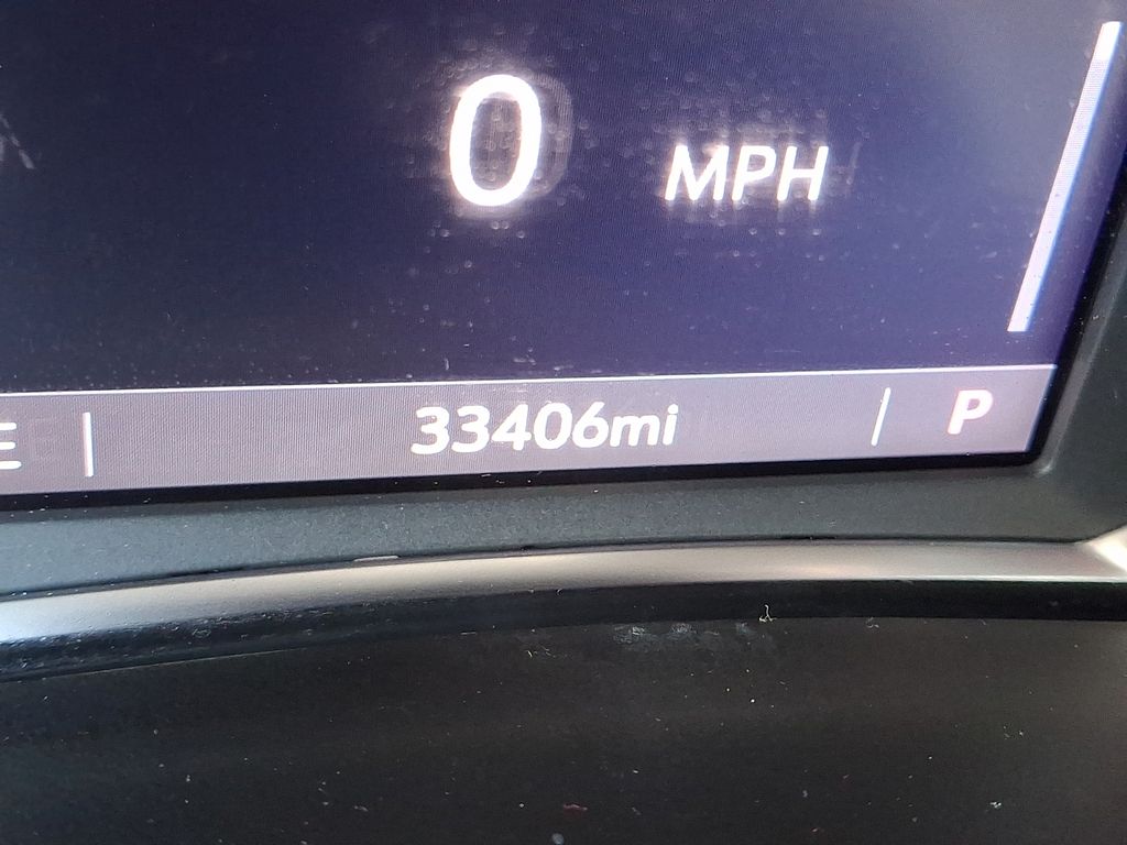 used 2023 Chevrolet Equinox car, priced at $25,408