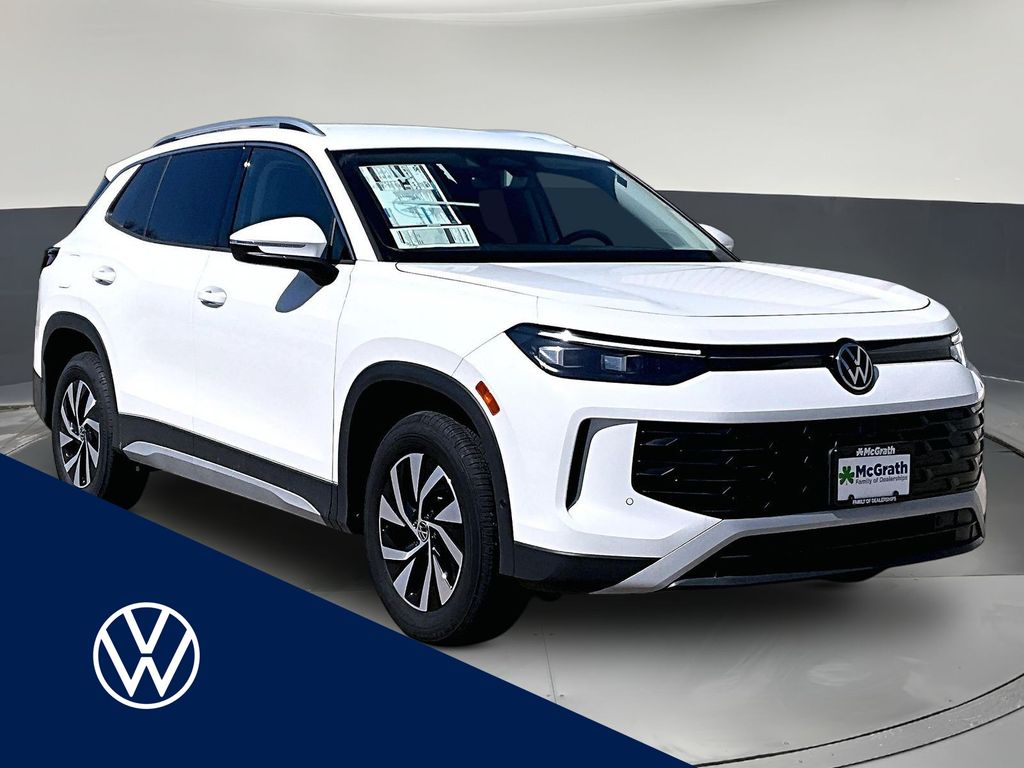 Pure White 2026 Volkswagen Tiguan S 4Motion SUV / Crossover All-Wheel Drive 8-Speed Automatic