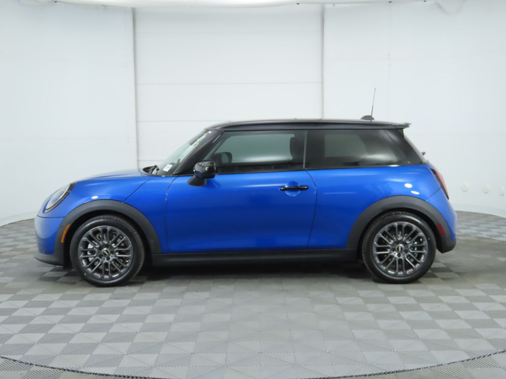 2025 MINI Cooper S 8