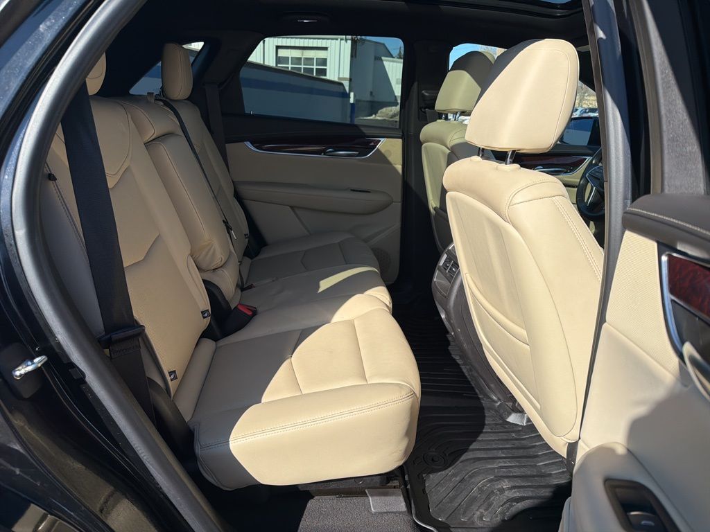 Thumbnail: 2019 Cadillac XT5 - 24