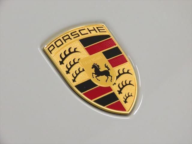 Thumbnail: 2026 Porsche Macan - 3