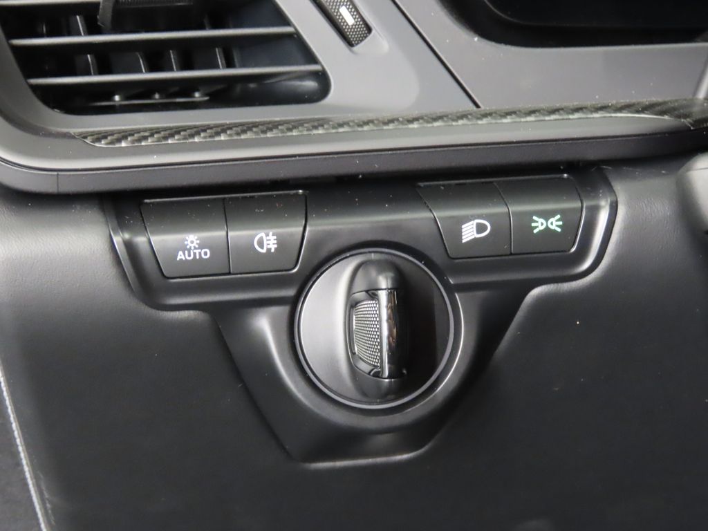 Thumbnail: 2026 Porsche 911 - 24