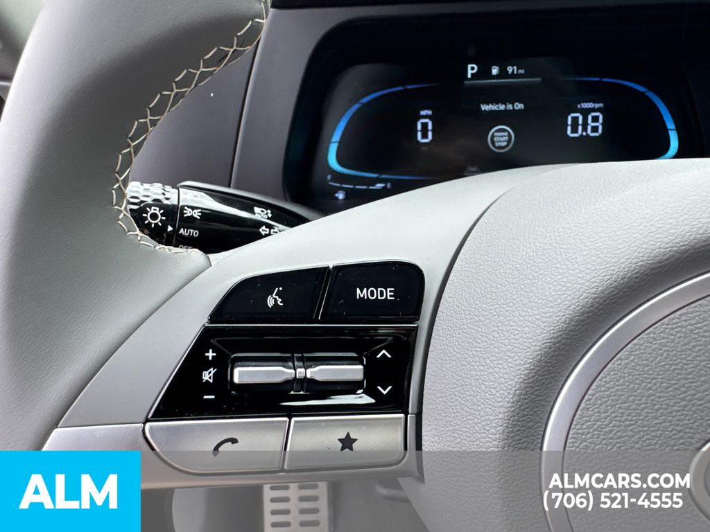 2025 Hyundai Elantra SEL Sport photo 16