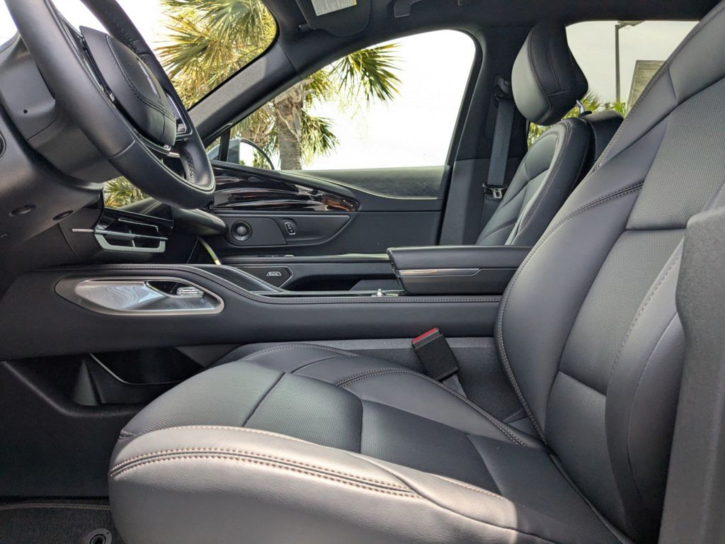 2025 Lincoln Nautilus Hybrid Premiere