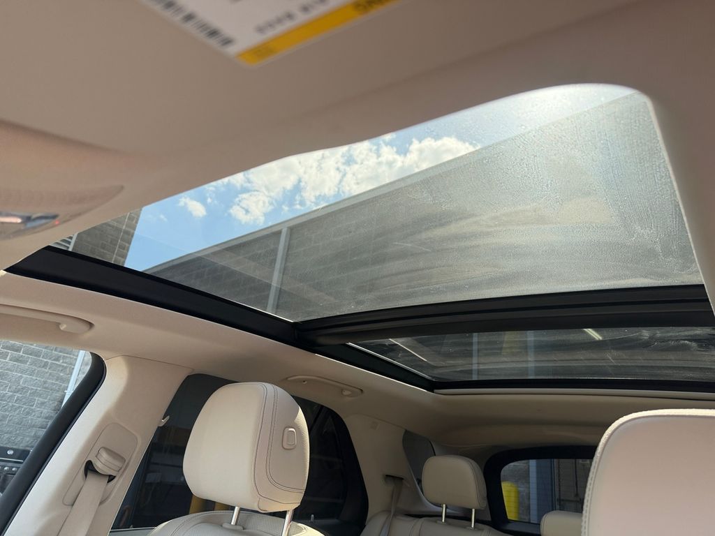 used 2022 Mercedes-Benz GLE car, priced at $32,767