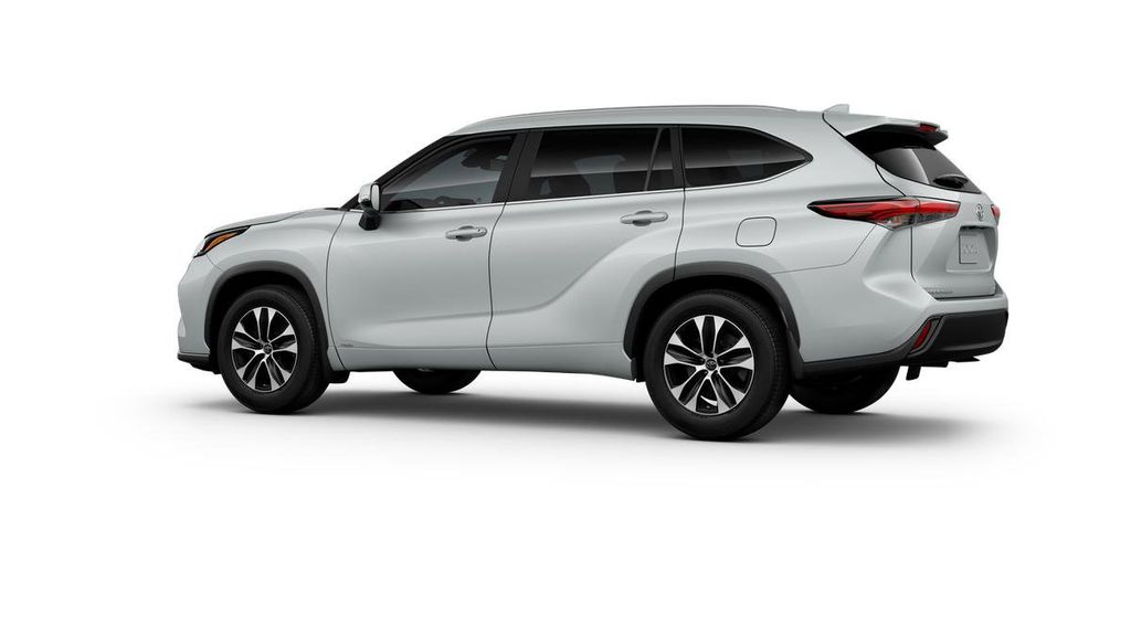 Thumbnail: 2025 Toyota Highlander - 5