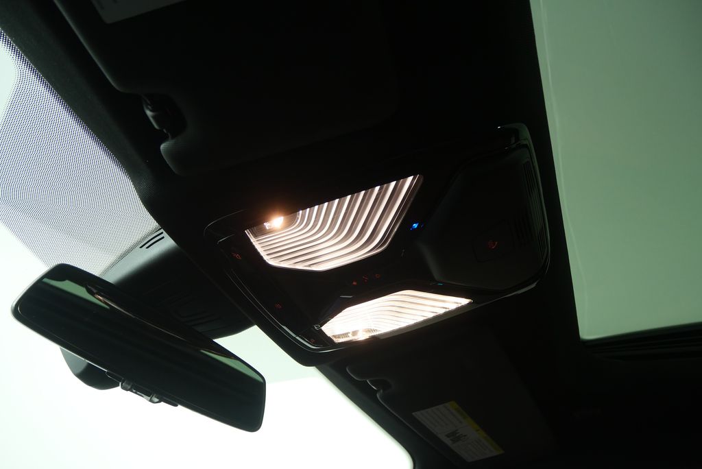 Thumbnail: 2023 BMW i4 - 23