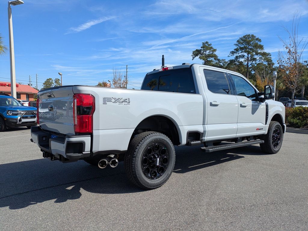2026 Ford F-350 LARIAT