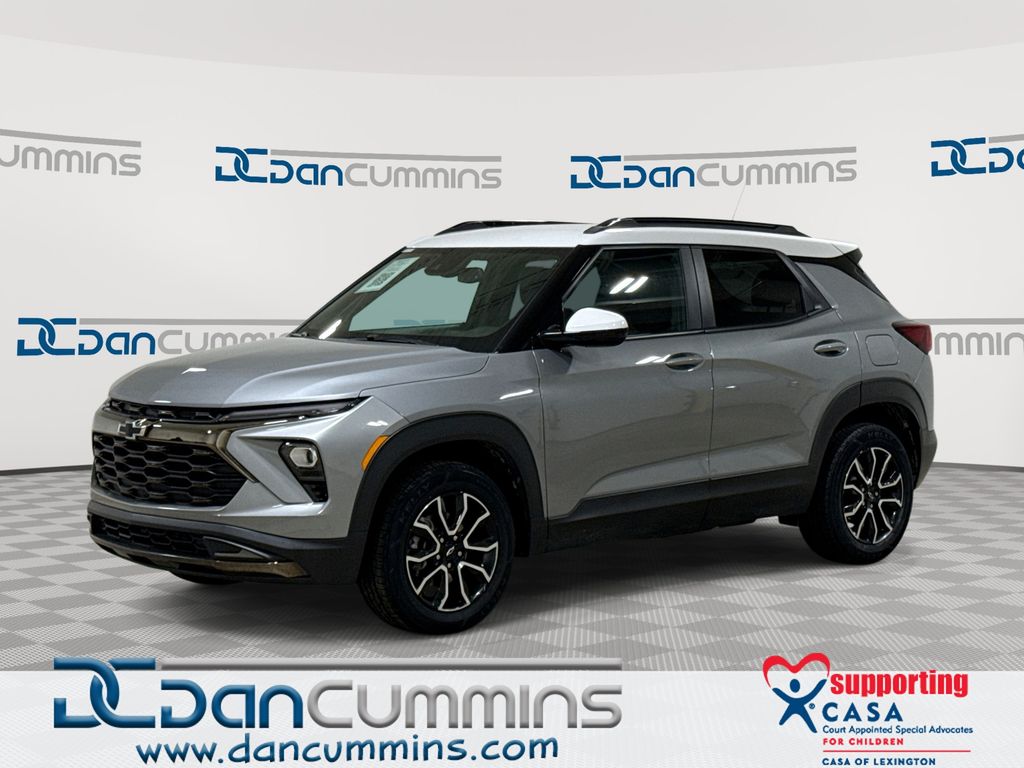 Sterling Gray Metallic 2025 Chevrolet Trailblazer SUV / Crossover Four-Wheel Drive 9-Speed Automatic