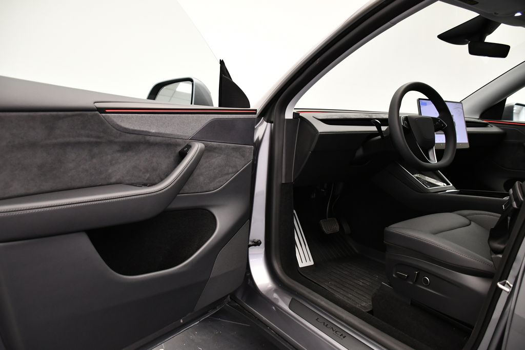 Thumbnail: 2026 Tesla Model Y - 29