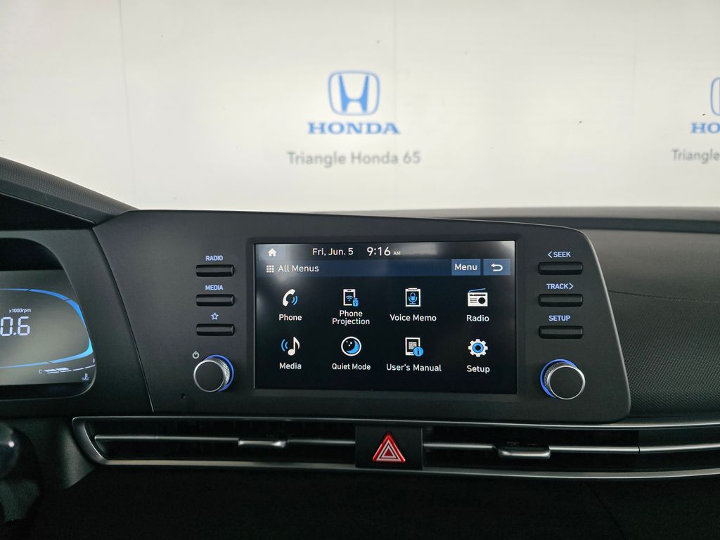 Thumbnail: 2025 Hyundai Elantra - 17