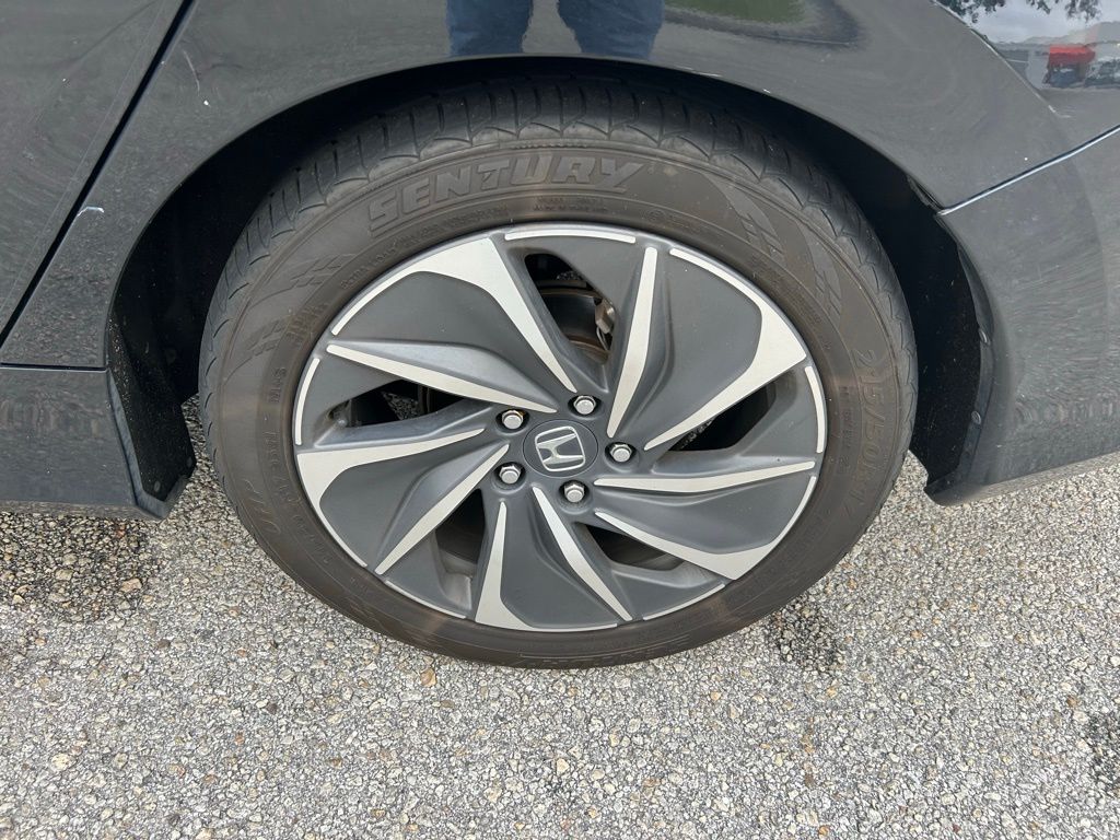 Thumbnail: 2020 Honda Insight - 9