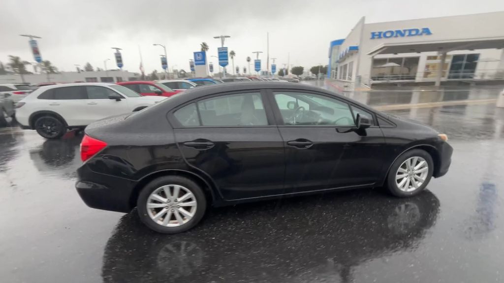 Thumbnail: 2012 Honda Civic - 9