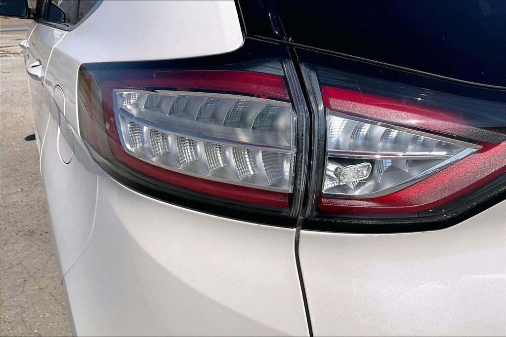 Used 2018 Ford Edge Titanium 4D Sport Utility