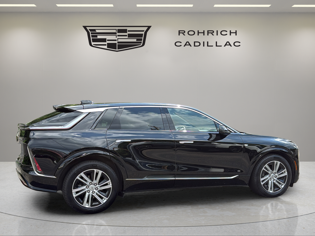 2024 Cadillac LYRIQ