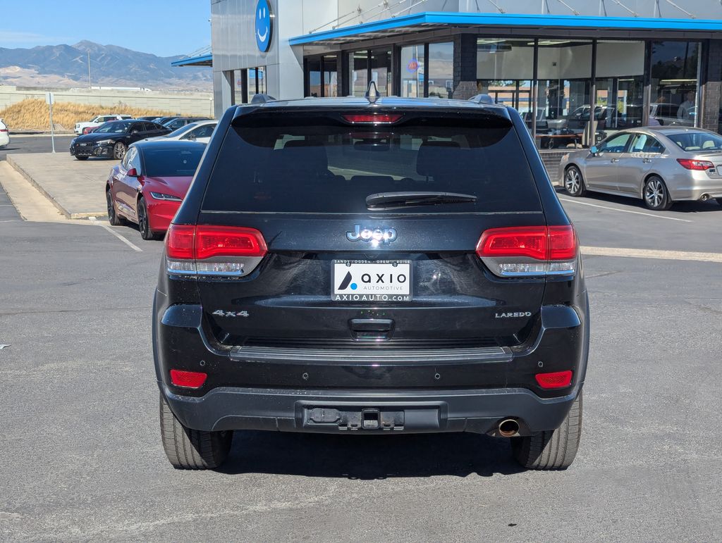 2019 Jeep Grand Cherokee Laredo E 6