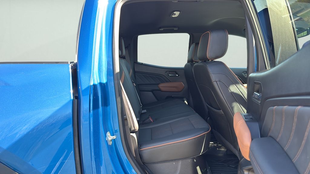2023 GMC Canyon