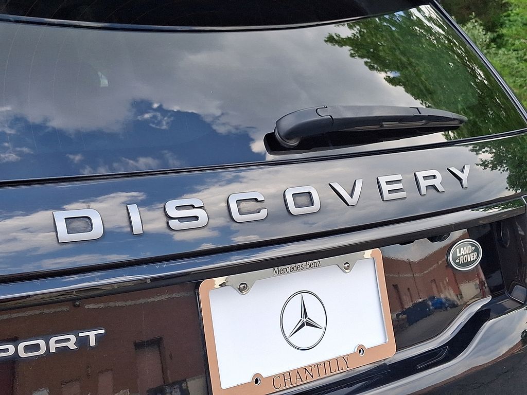 Thumbnail: 2018 Land Rover Discovery Sport - 29