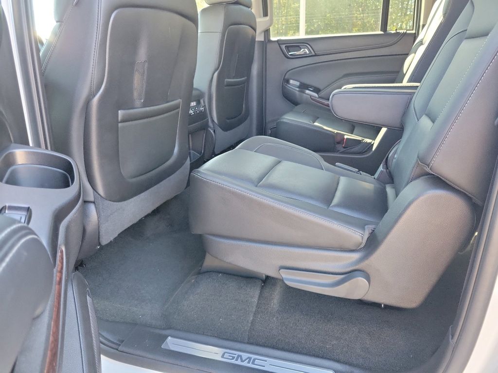 2016 GMC Yukon XL SLT 51