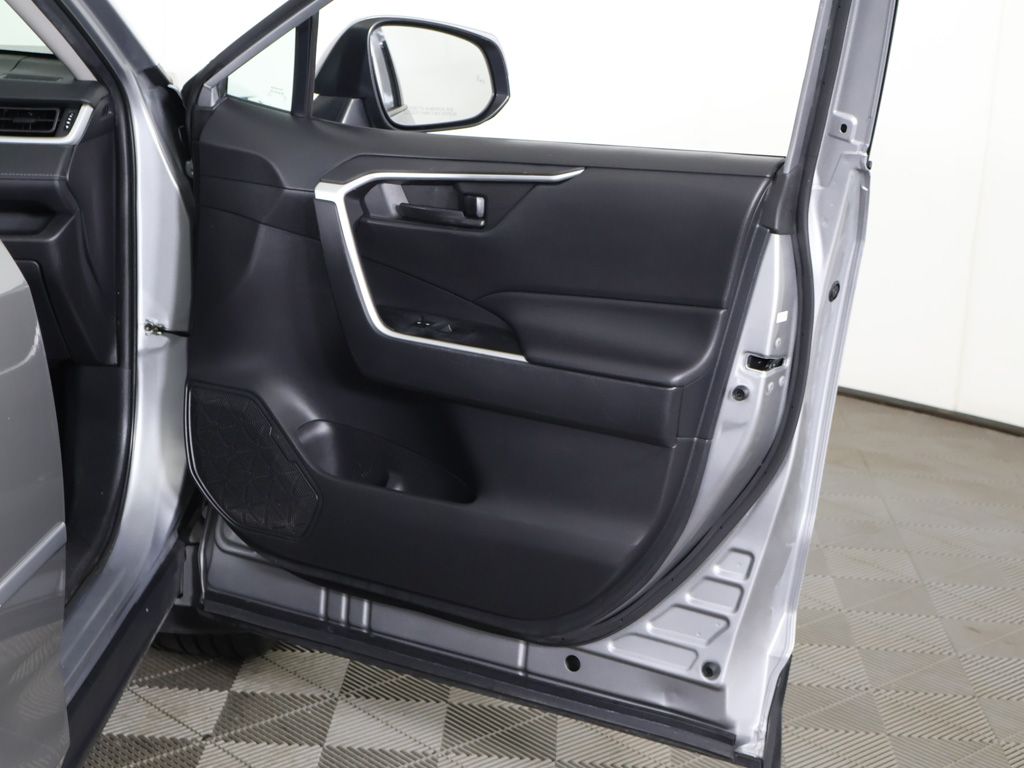 Used 2021 Silver Toyota LE image 19