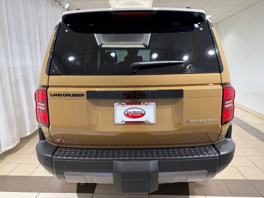 Thumbnail: 2027 Toyota Land Cruiser - 4