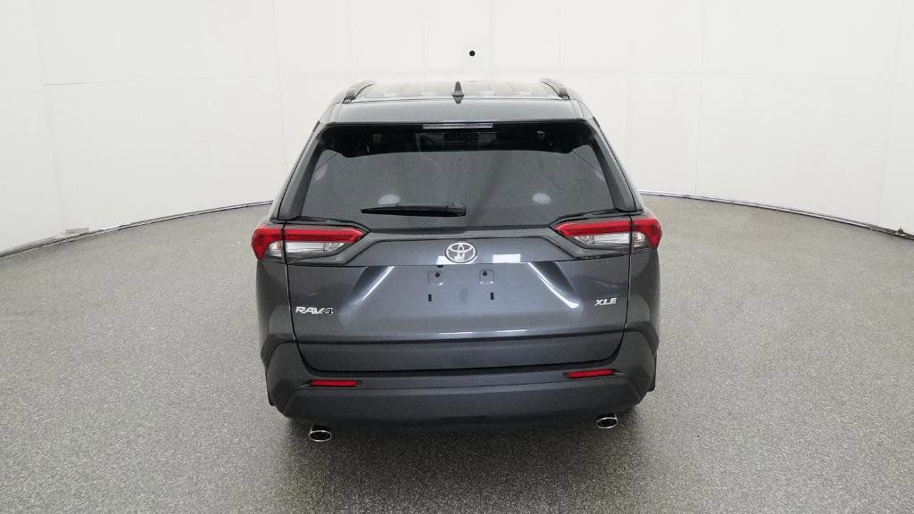 Thumbnail: 2025 Toyota RAV4 - 16