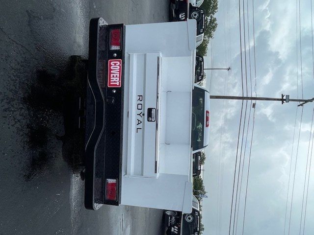 New Car 2024 Chevrolet Silverado 2500hd  Regular Chassis 4wd Reg Cab 142 Work Truck Four Wheel Drive For Sale Under $80,000 In Austin, Texas